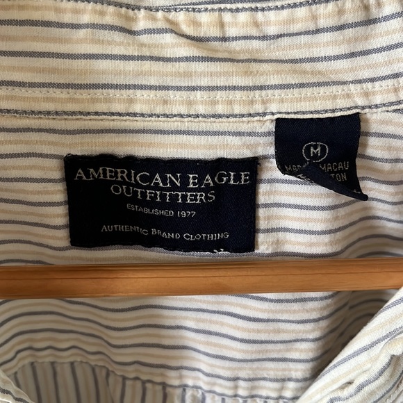 American Eagle Outfitters White Blue & Yellow Short Sleeve Button Down size M - Picture 5 of 7